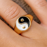 Yin Yang Ring