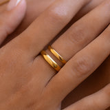 Oceania Ring Gold