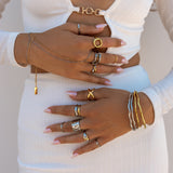Esther Hand Chain Gold